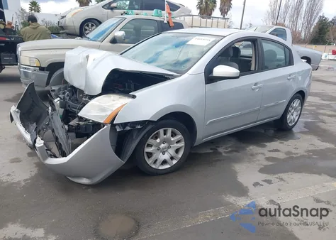 2012 Nissan Sentra 2.0 S z USA, uszkodzony, nr VIN 3N1AB6AP3CL615794